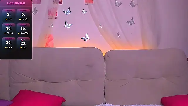 Chelsy Berry online show from February 14, 2025, 11:10 am