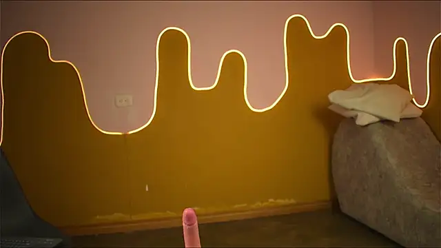 Odeth  online show from March 4, 2025, 5:42 am