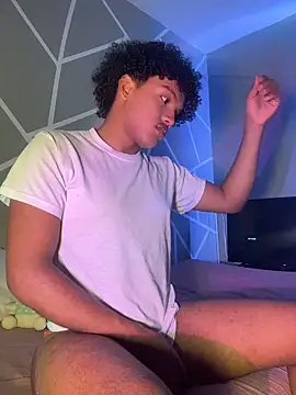 Snapshot of DanteAndKyle chatting on February 2, 2026, 10:42 pm DanteAndKyle online show from February 2, 2026, 10:42 pm