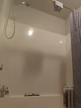 Snapshot of TattedMamaXOXO chatting on April 10, 2026, 1:51 pm TattedMamaXOXO online show from April 10, 2026, 1:51 pm