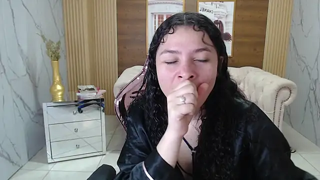 shalon diaz s online show from November 30, 2025, 1:12 pm