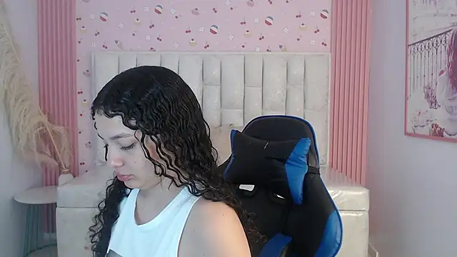 shalon diaz s online show from December 17, 2025, 1:16 pm