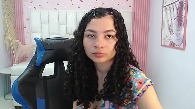 shalon diaz s online show from November 18, 2025, 2:31 pm