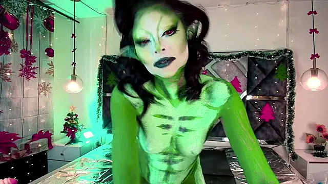 MysticMature online show from December 1, 2025, 7:04 pm