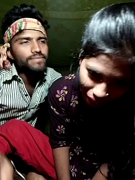 Hot couple 1 online show from March 20, 2025, 5:36 pm