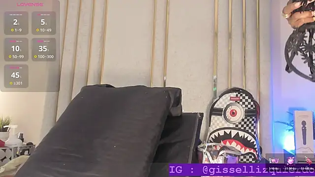 Snapshot of Liincostelloo chatting on December 15, 2025, 7:52 pm Liincostelloo online show from December 15, 2025, 7:52 pm