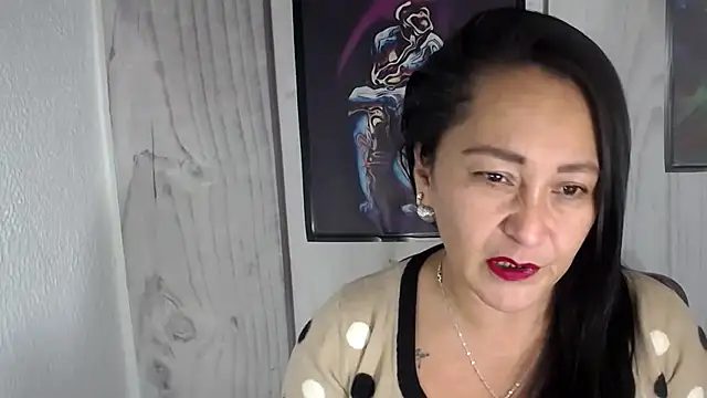 JULIANAWET69 online show from October 14, 2025, 3:29 am