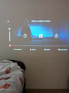 GinnyDelice online show from October 3, 2025, 9:05 pm