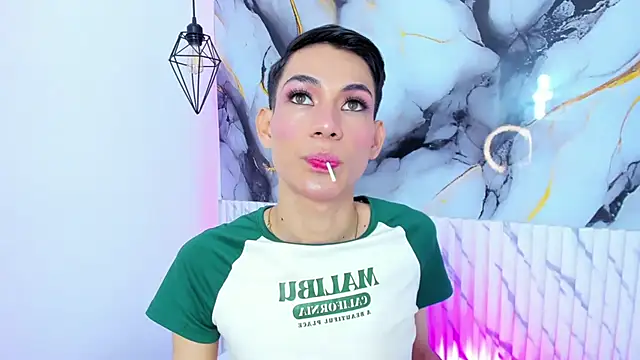 Snapshot of JackeOwens chatting on February 13, 2026, 2:39 pm JackeOwens online show from February 13, 2026, 2:39 pm