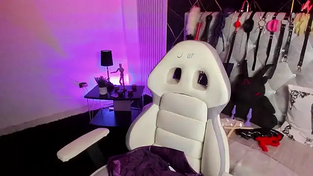 Snapshot of victoria__floyd chatting on January 10, 2026, 12:50 am victoria floyd online show from January 10, 2026, 12:50 am