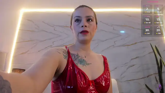 RayaCarr  online show from April 14, 2026, 1:16 pm