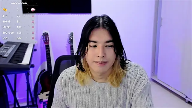 JordiWilld online show from March 16, 2025, 8:43 pm