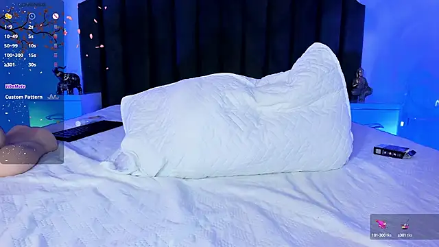 AnthonelaRusso  online show from March 14, 2025, 3:15 am