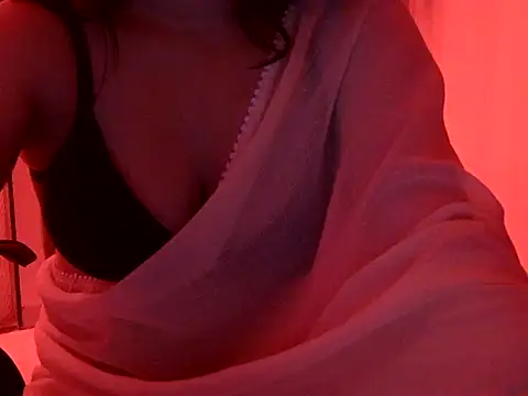 Shanaya1 online show from February 5, 2026, 6:26 pm