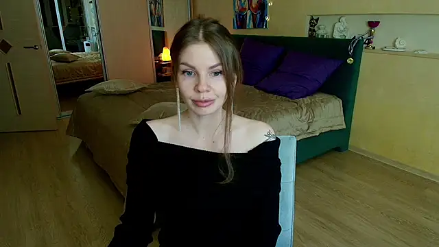 ReginaSparkle online show from March 20, 2025, 8:51 pm