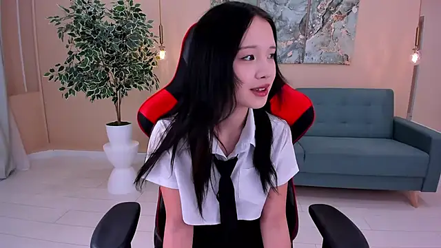 Snapshot of AnneCurtis chatting on February 25, 2025, 12:38 pm AnneCurtis online show from February 25, 2025, 12:38 pm