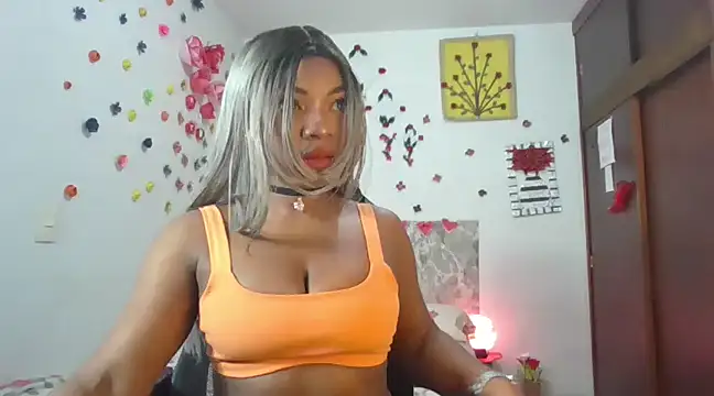 Snapshot of SaraYedid17 chatting on March 6, 2025, 5:46 am SaraYedid17 online show from March 6, 2025, 5:46 am