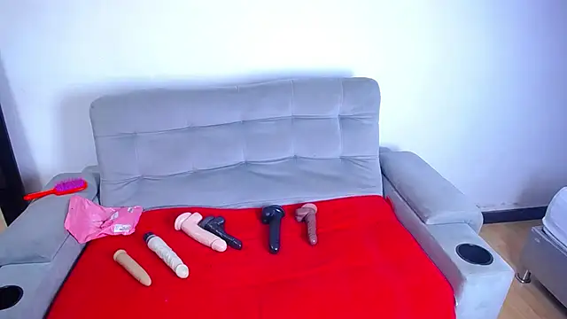 Snapshot of tinyy_whore18 chatting on February 14, 2026, 6:02 am tinyy whore18 online show from February 14, 2026, 6:02 am