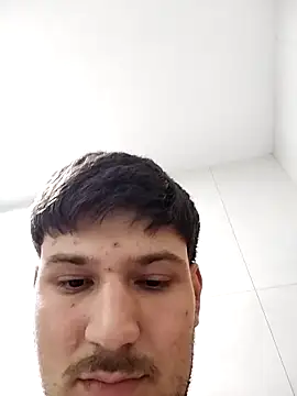 Snapshot of GuilhermeBusatta007 chatting on March 3, 2026, 2:18 am GuilhermeBusatta007 online show from March 3, 2026, 2:18 am