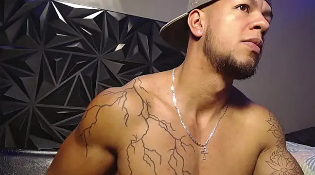 Snapshot of Jacob_Beckett chatting on February 23, 2025, 11:25 pm Jacob Beckett online show from February 23, 2025, 11:25 pm