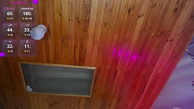 Snapshot of emili_clark chatting on January 10, 2026, 4:19 am emili clark online show from January 10, 2026, 4:19 am