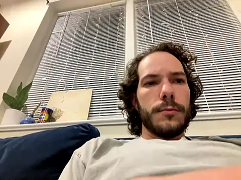 Snapshot of Prolapse_Pig chatting on September 20, 2025, 12:59 am Prolapse Pig online show from September 20, 2025, 12:59 am