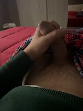 Greeneyes0820 online show from March 3, 2025, 1:56 pm