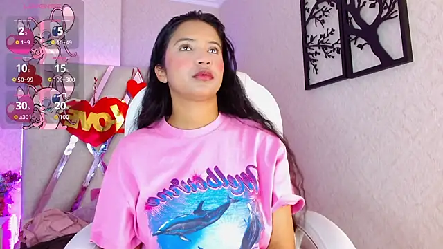 Sophia waalker  1 online show from February 26, 2025, 11:00 am