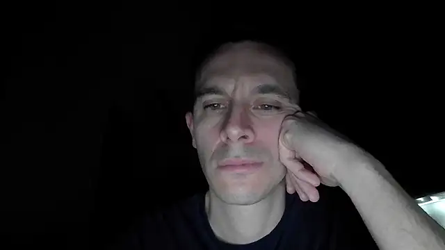 Snapshot of Masterclassyfeet chatting on March 15, 2025, 9:38 pm Masterclassyfeet online show from March 15, 2025, 9:38 pm