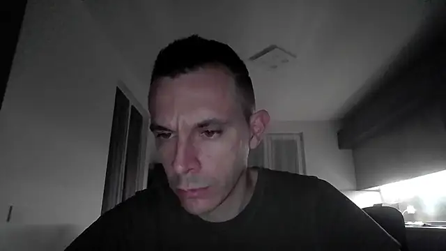 Snapshot of Masterclassyfeet chatting on March 21, 2025, 9:23 pm Masterclassyfeet online show from March 21, 2025, 9:23 pm