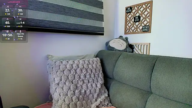 Snapshot of love_sharol_ chatting on November 21, 2025, 3:49 am love sharol online show from November 21, 2025, 3:49 am