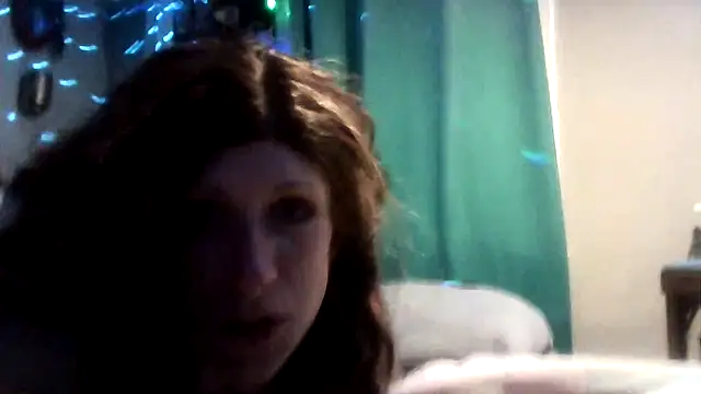 Snapshot of handjobsandhandgrenades chatting on November 21, 2025, 8:13 am handjobsandhandgrenades online show from November 21, 2025, 8:13 am