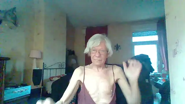 Snapshot of rosanetrav chatting on March 24, 2026, 6:02 am rosanetrav online show from March 24, 2026, 6:02 am