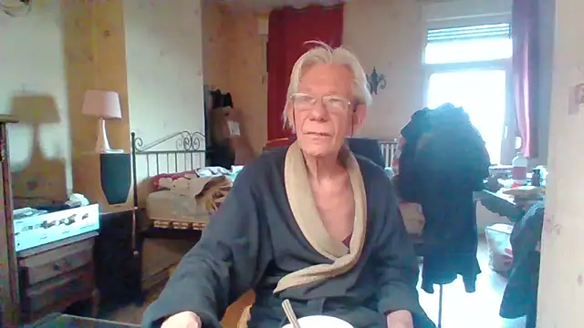 Snapshot of rosanetrav chatting on March 20, 2026, 6:58 am rosanetrav online show from March 20, 2026, 6:58 am