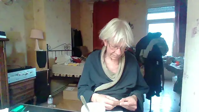 Snapshot of rosanetrav chatting on March 7, 2026, 6:42 am rosanetrav online show from March 7, 2026, 6:42 am