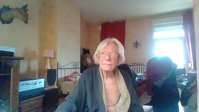 Snapshot of rosanetrav chatting on April 12, 2026, 7:00 am rosanetrav online show from April 12, 2026, 7:00 am