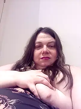 Snapshot of HotHornyEmmaX chatting on February 13, 2025, 9:27 pm HotHornyEmmaX online show from February 13, 2025, 9:27 pm