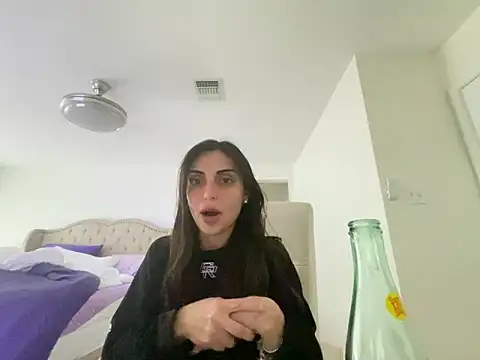 Snapshot of geld_88 chatting on October 7, 2025, 7:37 pm geld 88 online show from October 7, 2025, 7:37 pm