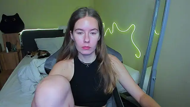 EmilyPaw online show from November 22, 2025, 7:13 pm