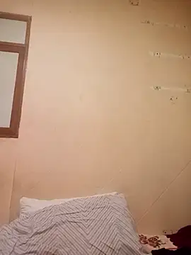 Snapshot of LuisMex1998 chatting on November 25, 2025, 12:33 am LuisMex1998 online show from November 25, 2025, 12:33 am