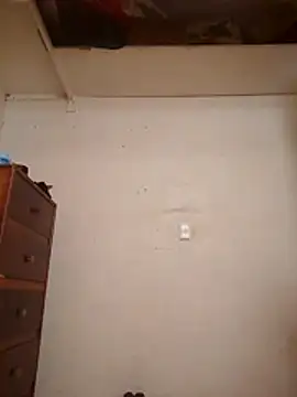 Snapshot of LuisMex1998 chatting on November 21, 2025, 9:25 pm LuisMex1998 online show from November 21, 2025, 9:25 pm