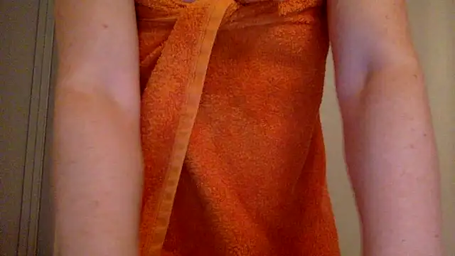 Blonde KylieXX online show from January 28, 2025, 8:14 am