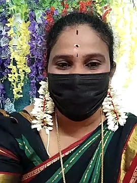 Snapshot of Tamil_Aathira chatting on September 14, 2025, 6:41 pm Tamil Aathira online show from September 14, 2025, 6:41 pm