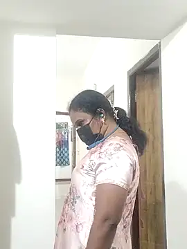 Snapshot of Tamil_Aathira chatting on September 15, 2025, 6:30 pm Tamil Aathira online show from September 15, 2025, 6:30 pm