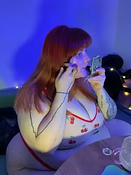 Snapshot of missmayaqueen chatting on October 21, 2025, 10:58 am missmayaqueen online show from October 21, 2025, 10:58 am