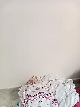 Morenalatina-hotsex online show from February 18, 2026, 9:22 pm