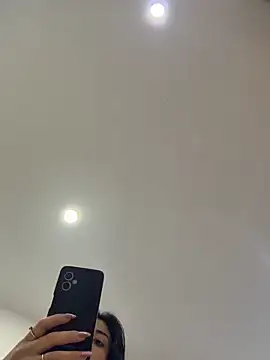 fiorella paris online show from March 1, 2026, 11:27 pm