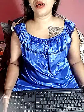 Snapshot of Sexy-Monikaa chatting on May 24, 2026, 3:28 am Sexy-Monikaa online show from May 24, 2026, 3:28 am