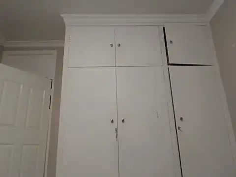 Snapshot of sydmanyoba chatting on October 2, 2025, 4:32 pm sydmanyoba online show from October 2, 2025, 4:32 pm