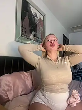 blissdimicco online show from March 18, 2025, 3:44 pm